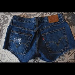 Levi’s Handcut Shorts